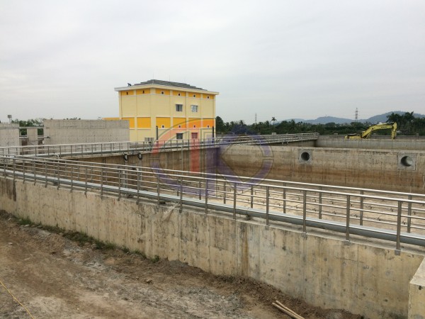 Lắp đặt hệ thống lan can, tay vịn Inox 304 cho bể chứa Nhà máy xử lý nước thải Vĩnh Niệm